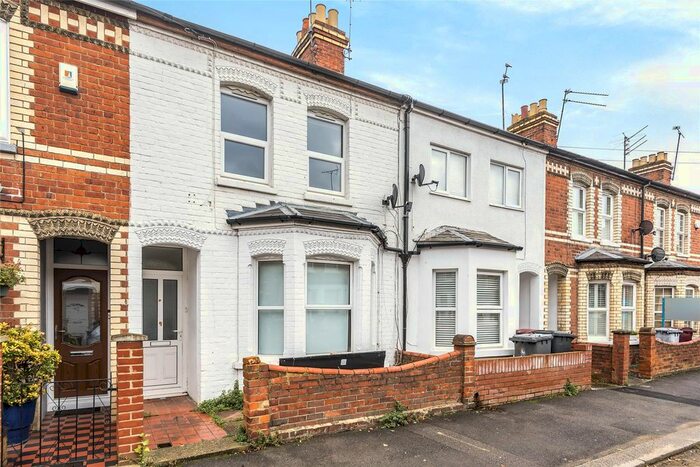 1 Bedroom Flat To Rent In Richmond Road, Reading, Berkshire, RG30