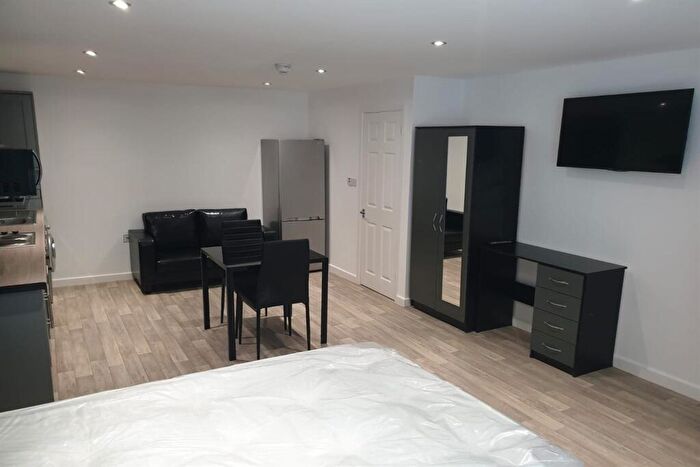 1 Bedroom Apartment To Rent In North Sherwood Street, NG1