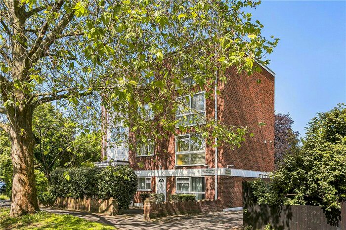 2 Bedroom Flat To Rent In Park Road North, London, W4