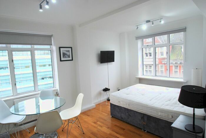 Studio To Rent In Euston Road, London, NW1