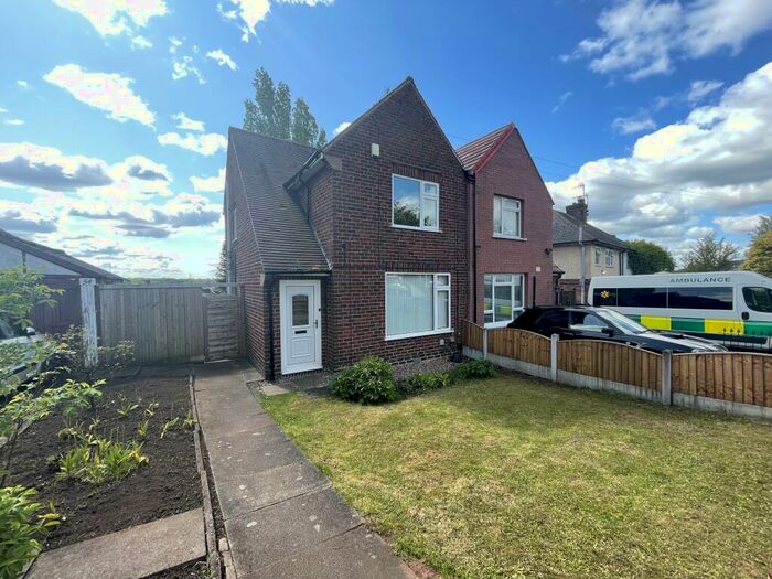 2 Bedroom Semi-Detached House To Rent In Cliff Boulevard, Kimberley, Nottingham, NG16