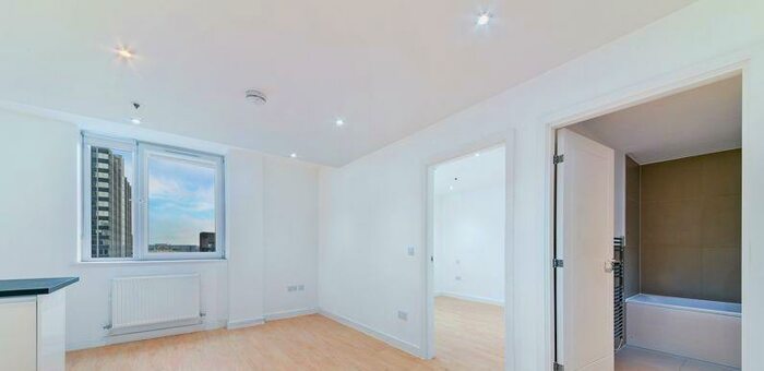 1 Bedroom Flat To Rent In Sydenham Road, South Croydon, Surrey, CR0