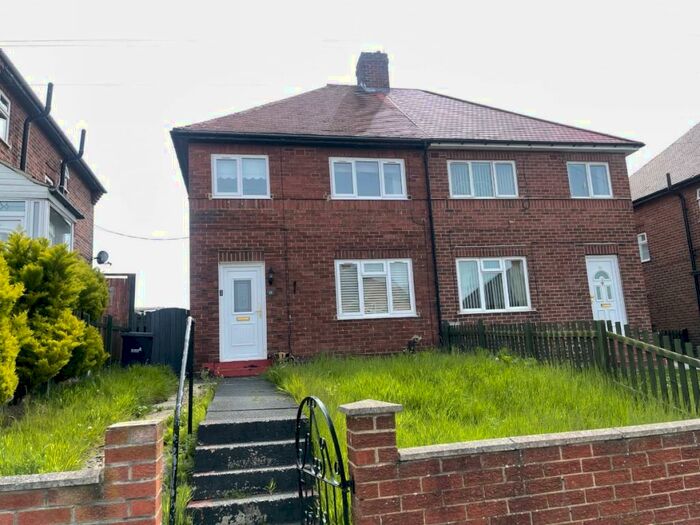3 Bedroom Semi-Detached House To Rent In Plains Rd, Plains Farm, Sunderland. . **Newly Refurbished**, SR3
