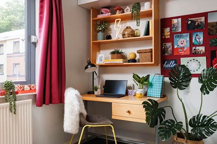 1 Bedroom Flat To Rent In Clarence Road, Leeds, LS10