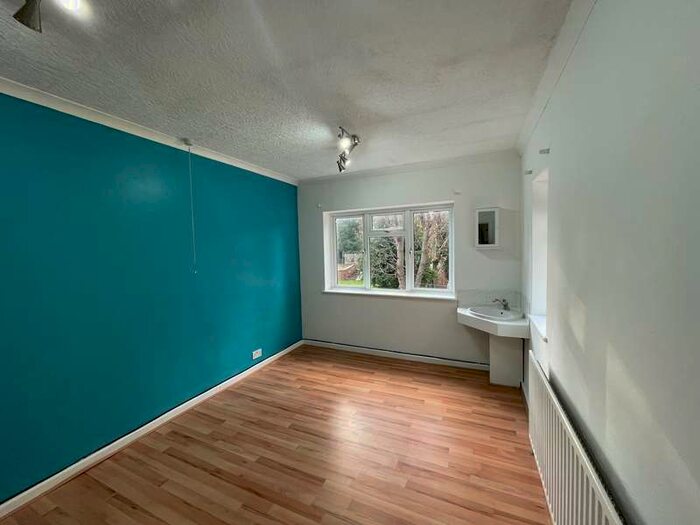 5 Bedroom Detached House To Rent In The Slieve, Handsworth Wood, B20