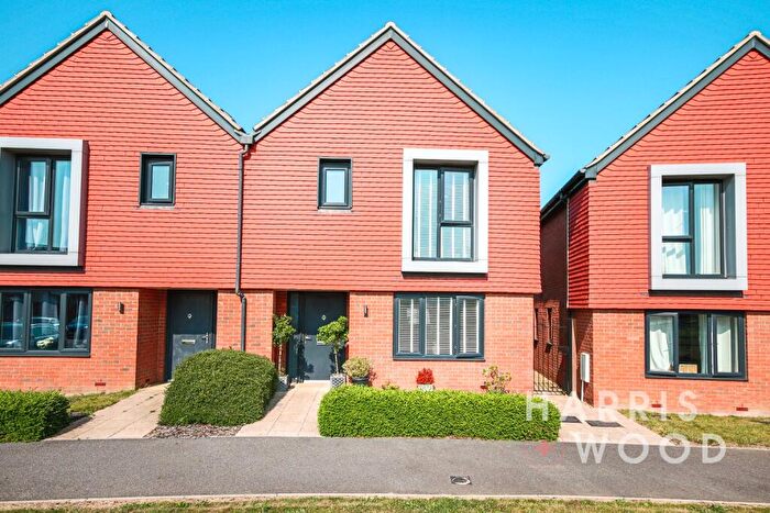 3 Bedroom Semi-Detached House For Sale In Mannings Road, Colchester, CO7