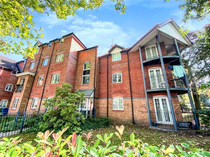 2 Bedroom Flat To Rent In Burnage Lane, Burnage, Manchester, M19