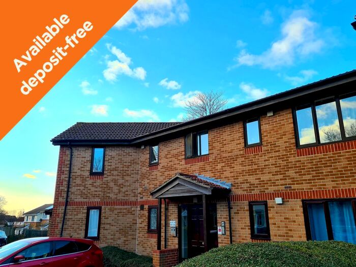 1 Bedroom Flat To Rent In Kern Close, Southampton SO16