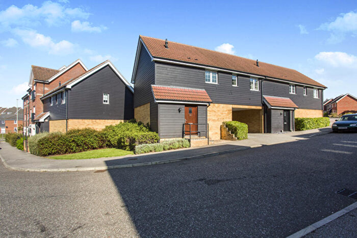 2 Bedroom Flat To Rent In Kittiwake Court, Stowmarket, IP14