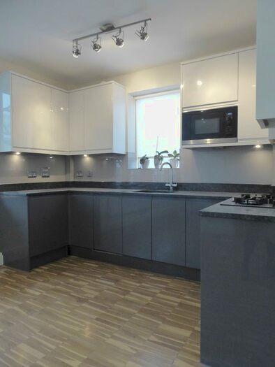 1 Bedroom Flat To Rent In High Street, Whitstable, CT5