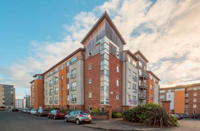 1 Bedroom Flat To Rent In Albion Gardens, Easter Road, EH7