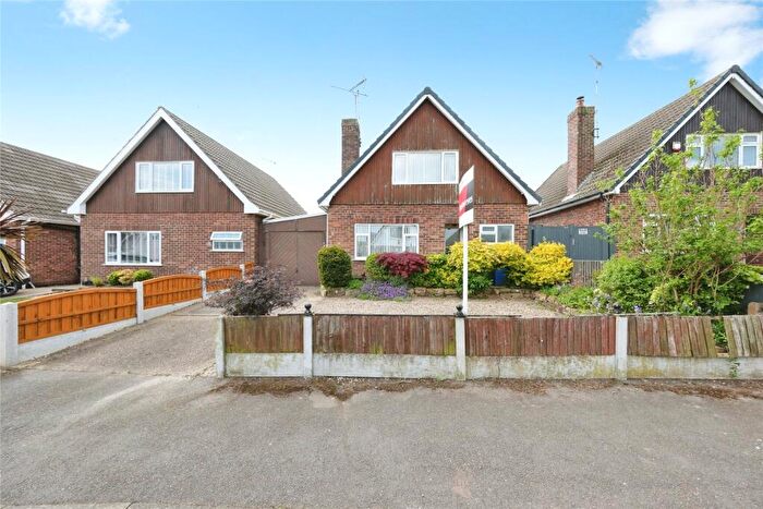 2 Bedroom Bungalow For Sale In Farmcroft Road, Mansfield Woodhouse, Mansfield, Nottinghamshire, NG19