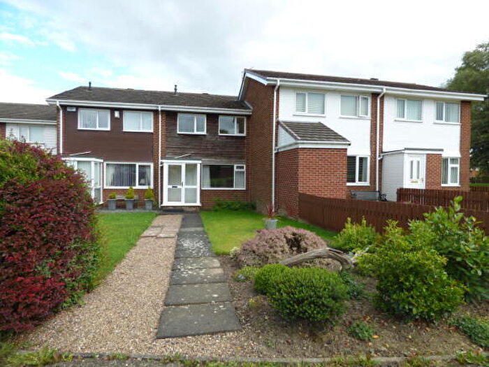 3 Bedroom Semi-Detached House To Rent In Chatton Close, Chester Le Street, Durham, DH2
