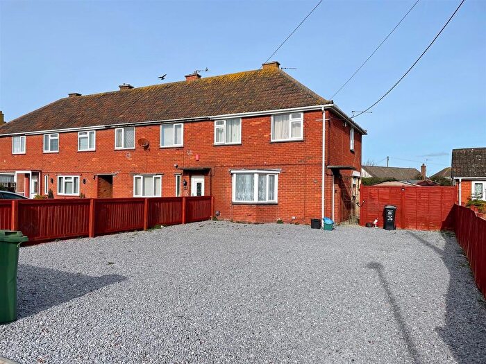 3 Bedroom End Terrace House For Sale In North Avenue, Highbridge, TA9