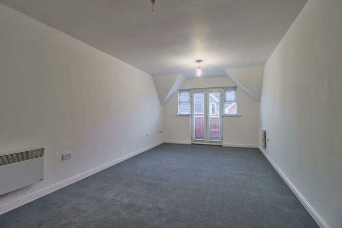 2 Bedroom Apartment To Rent In Burbage House, Hinckley, LE10