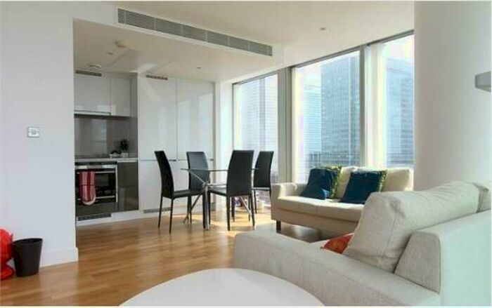 2 Bedroom Flat To Rent In Landmark East Tower, Canary Wharf, South Quay, London, E14