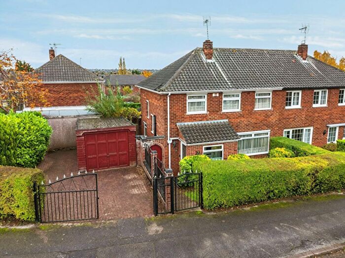3 Bedroom Semi Detached House For Sale In Wordsworth Road, Daybrook, Nottingham, NG5