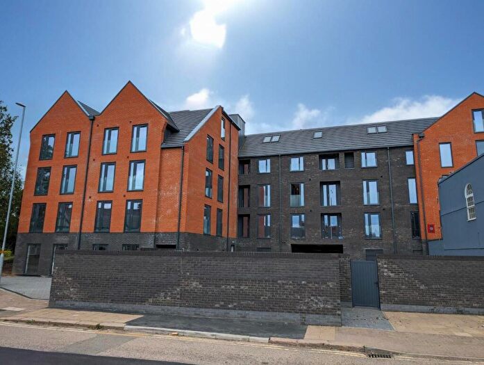 2 Bedroom Apartment To Rent In Tivoli House, Far Cotton, Northampton, NN4