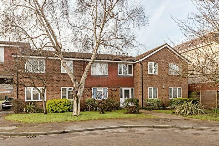 1 Bedroom Flat To Rent In Staines Road West, Ashford, TW15