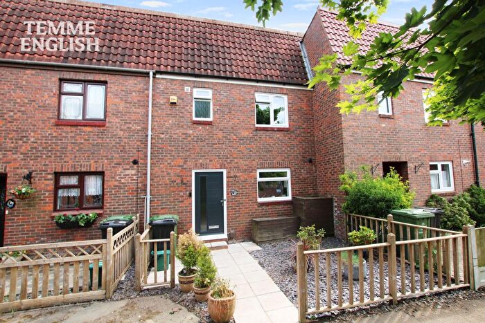3 Bedroom Terraced House For Sale In Blackmores, Basildon, SS15