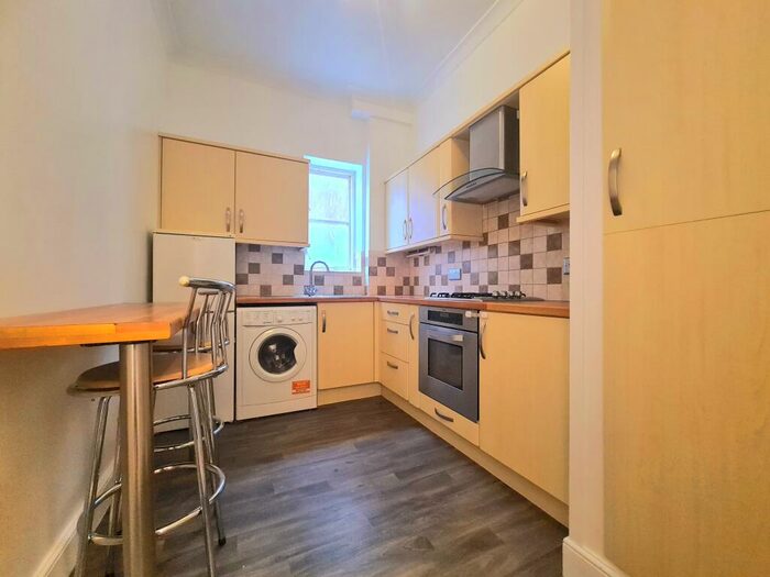 1 Bedroom Flat To Rent In Sandford Road, Bromley, BR2