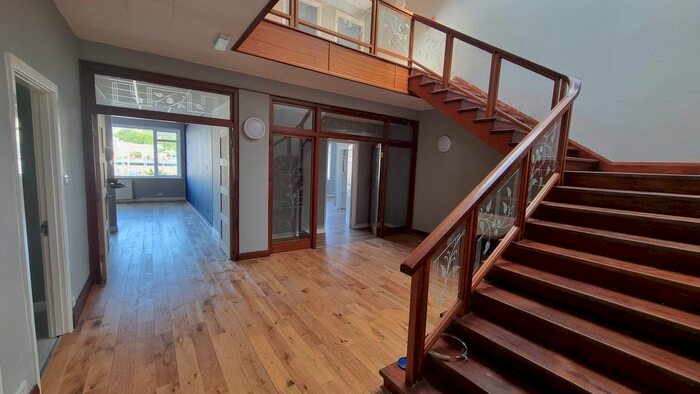 6 Bedroom Maisonette To Rent In Victoria Parade, Torquay, TQ1