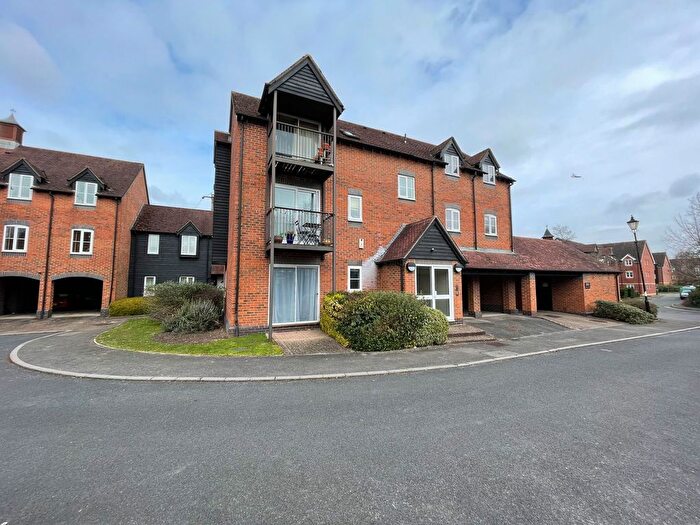 1 Bedroom Flat To Rent In Mill Lane, Newbury, RG14