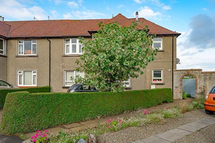 3 Bedroom Flat To Rent In East Grove, Troon, South Ayrshire, KA10