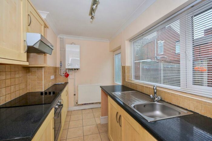 3 Bedroom Detached House To Rent In Alma Cottage, Mansfield, NG18