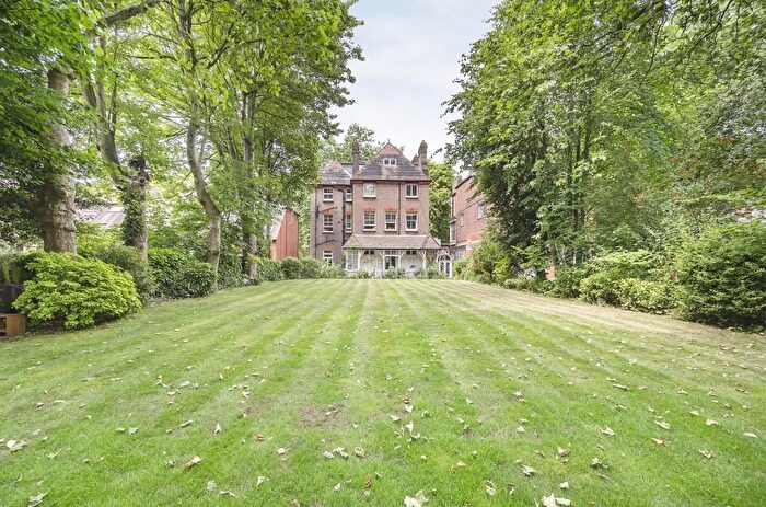 2 Bedroom Flat To Rent In Fitzjohns Avenue, Hampstead, NW3