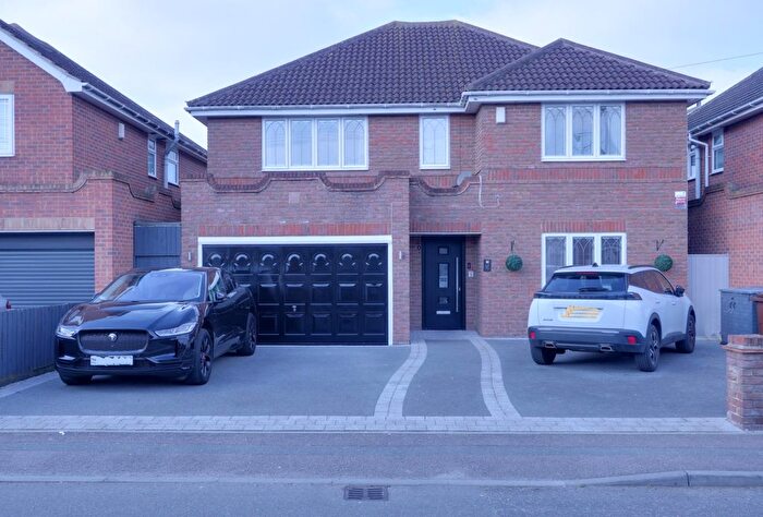 4 Bedroom Detached House For Sale In Denham Road, Canvey Island, SS8