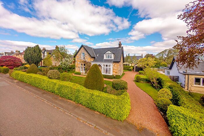 3 Bedroom Detached House For Sale In Thorn Road, Bearsden, G61