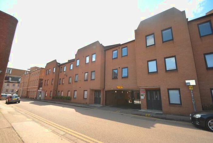 2 Bedroom Apartment For Sale In Apt 37 Central Court Peterborough, PE1