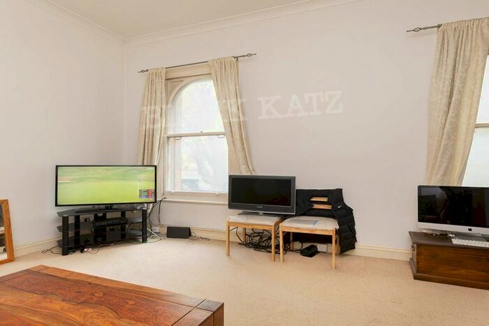 1 Bedroom Flat To Rent In High Street, London, N8