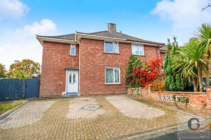 3 Bedroom Semi-detached House For Sale In Sandy Lane, Norwich, NR1