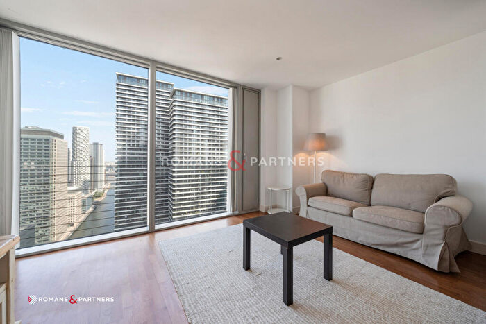 1 Bedroom Apartment To Rent In Landmark East, Canary Wharf, E14