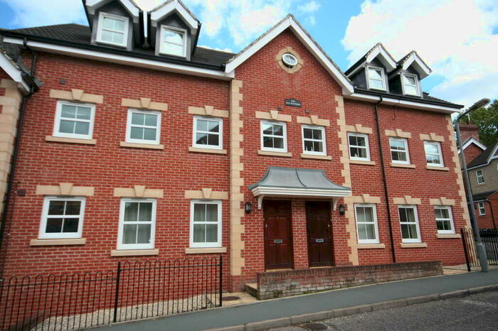 2 Bedroom House To Rent In The Old Maltings, Lenborough Road, Buckingham, MK18