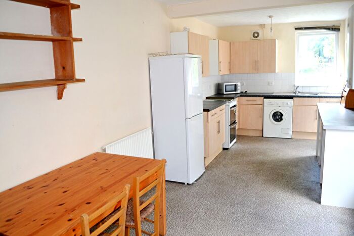 4 Bedroom Terraced House To Rent In Milton Road, Southampton, SO15