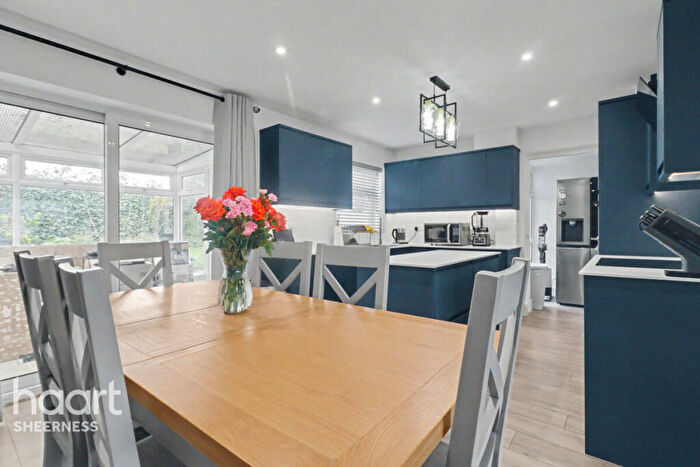 4 Bedroom Detached House For Sale In Seathorpe Avenue, Sheerness, ME12