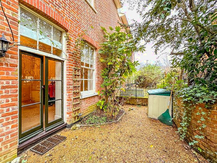 2 Bedroom Terraced House To Rent In Greenbank Road, Watford, WD17