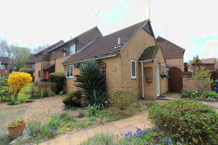 2 Bedroom Terraced Bungalow To Rent In The Magnolias, Banbury, OX16