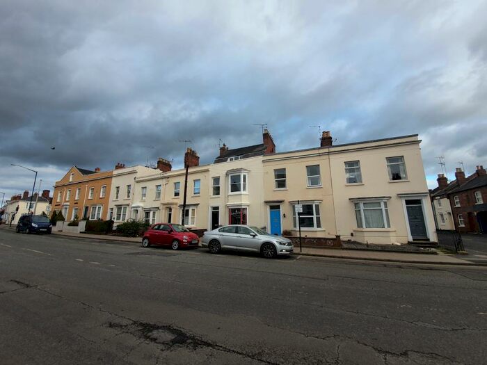 1 Bedroom Apartment To Rent In Clarendon Street, Leamington Spa, CV32