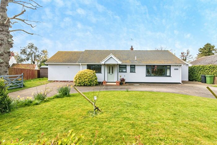 4 Bedroom Detached House For Sale In Common Road, Aldeby, Beccles, NR34