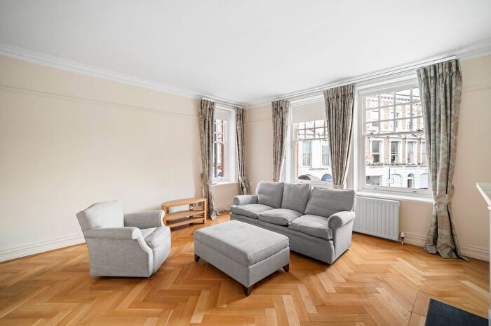 2 Bedroom Flat For Sale In King Edward Mansions, Fulham Road, SW6