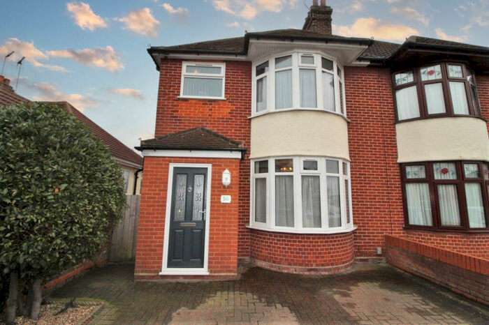 3 Bedroom Semi-Detached House To Rent In Ashcroft Road, Ipswich, IP1