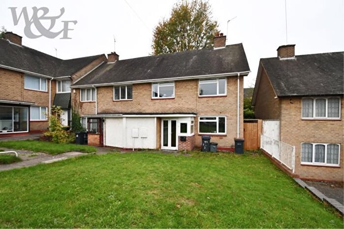 4 Bedroom End Of Terrace House For Sale In Banners Grove, Birmingham, B23