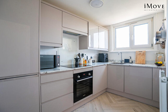 1 Bedroom Flat For Sale In Church Road, London, SE19