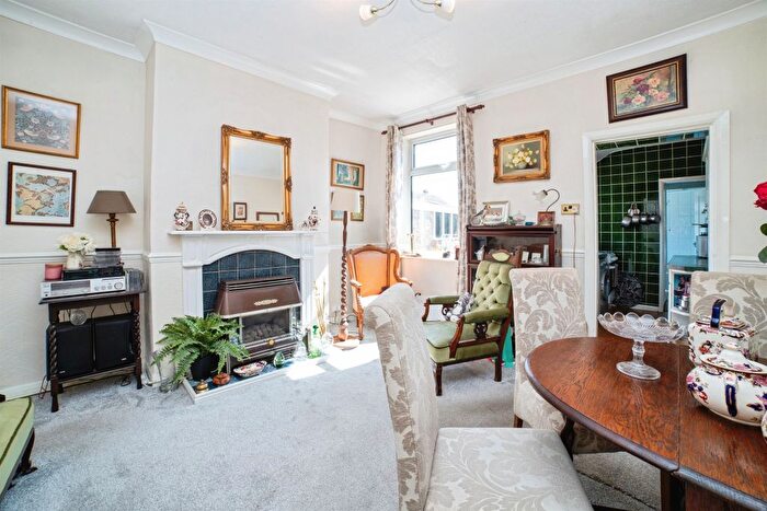 3 Bedroom Semi-detached House For Sale In Gladstone Street, South Normanton, Alfreton, DE55