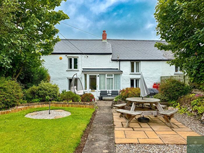 4 Bedroom Semi Detached House For Sale In Three Burrows, Penstraze, TR4