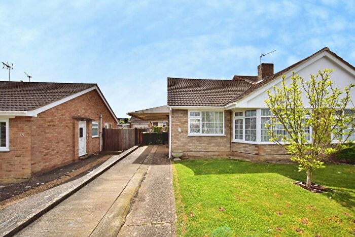 2 Bedroom Bungalow For Sale In Eynsford Road, Maidstone, Kent, ME16